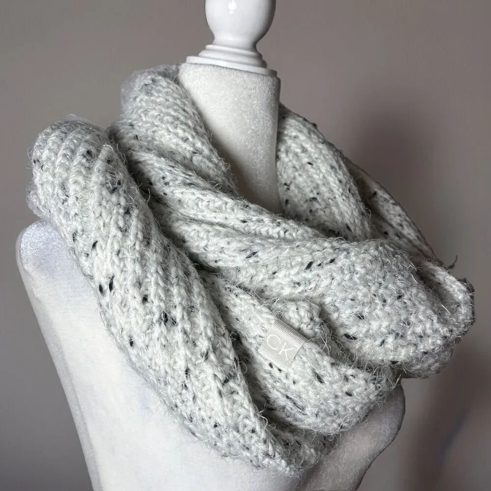 Calvin Klein Infinity Scarf  White Black Tones 33” X 12” Accessories